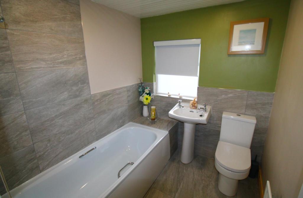 Beulah Guest House Portrush Buitenkant foto