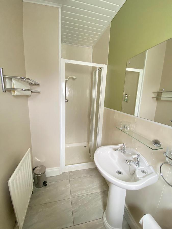 Beulah Guest House Portrush Buitenkant foto
