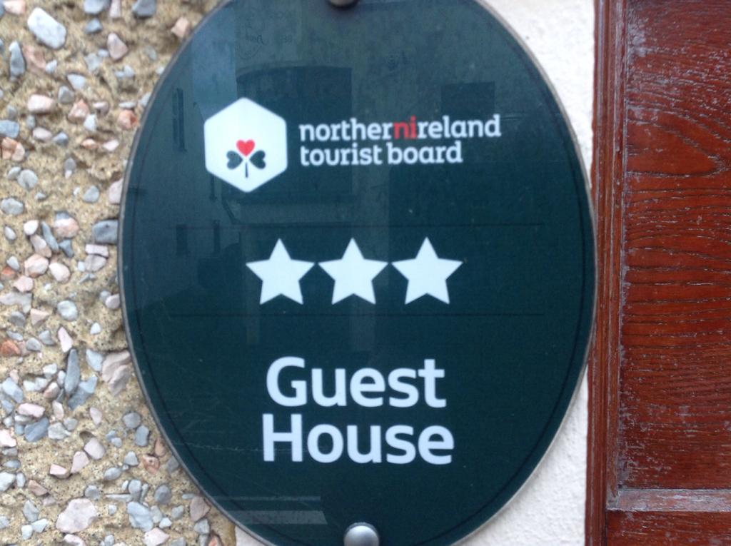 Beulah Guest House Portrush Buitenkant foto